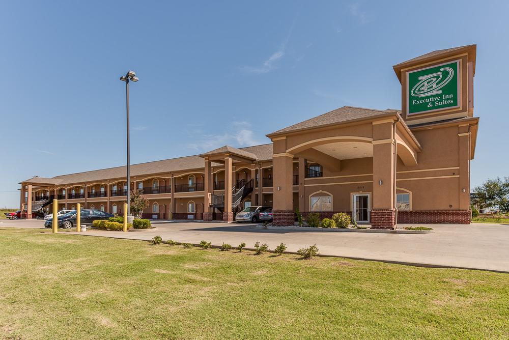 Executive Inn & Suites Cushing Kültér fotó